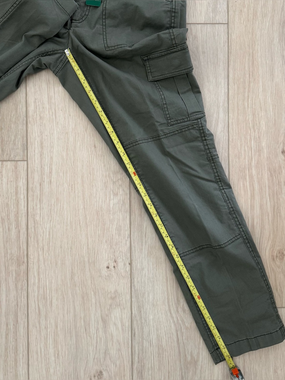 L.L.Bean Women’s stretch flannel lined cargo pants dusty olive green New 6 NWT! - Picture 12 of 16